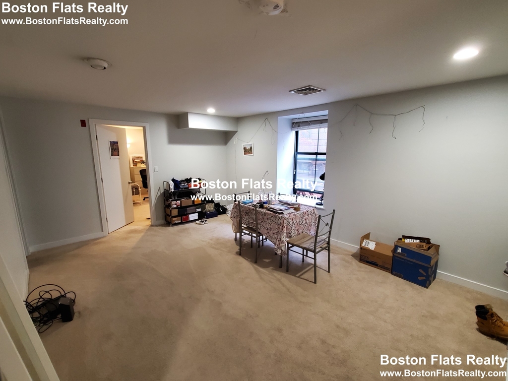 1661 Washington St. - Photo 3