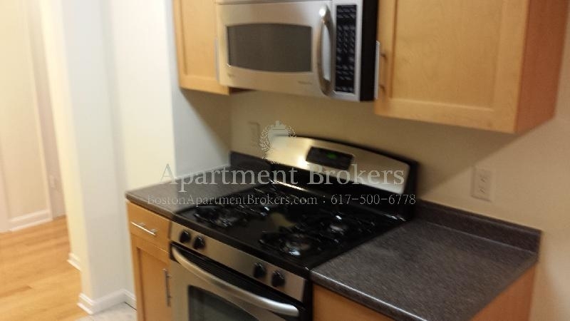 63 Brattle St. - Photo 1