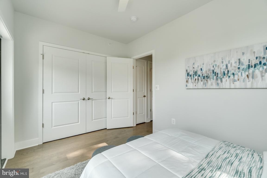 2205 40th Place Nw - Photo 17