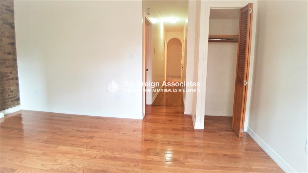 3133 Broadway - Photo 15