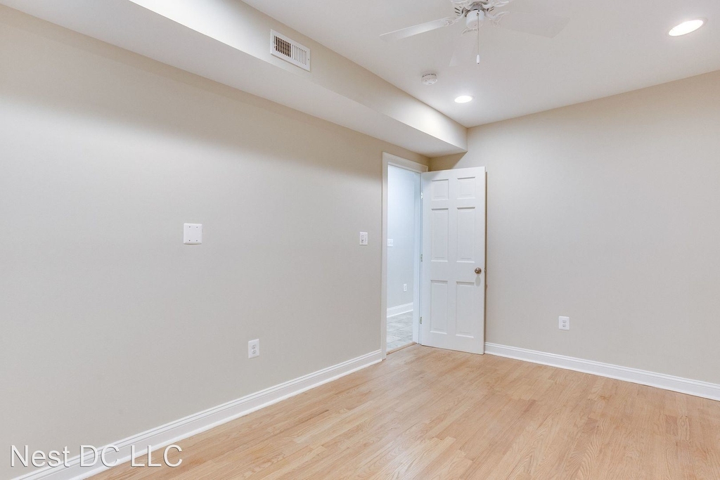 1330 Irving Street Nw - Photo 11