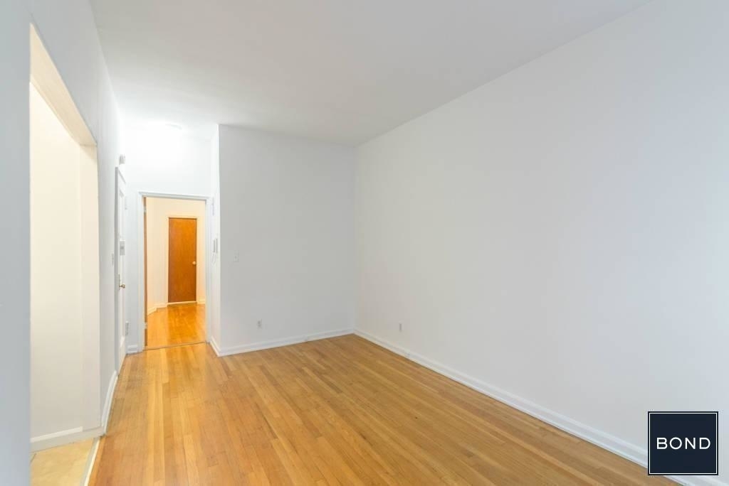 502 East 88 Street - Photo 3