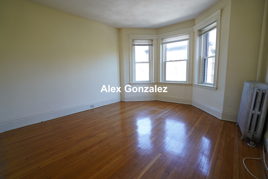 106 Queenberry St. - Photo 13