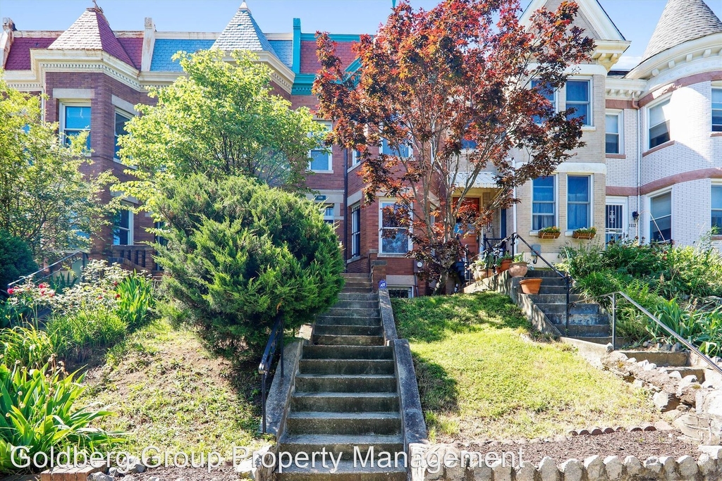 1108 Fairmont St Nw - Photo 0