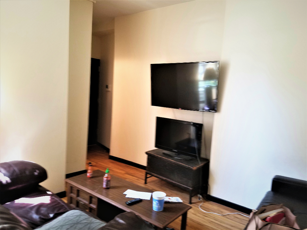 240 East 28th Street - Photo 1