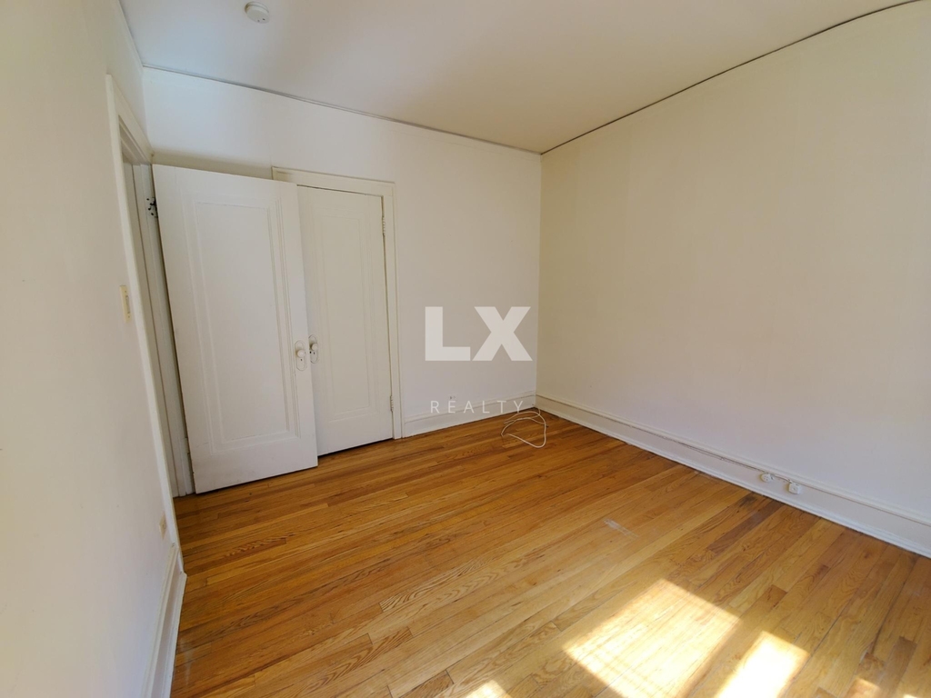 536 Hinman Ave. - Photo 7