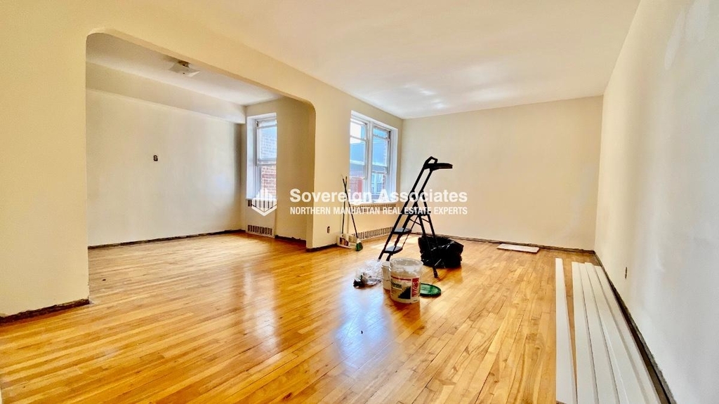 500 Kappock Street - Photo 0