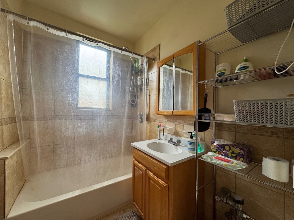 280 Crown Street - Photo 3
