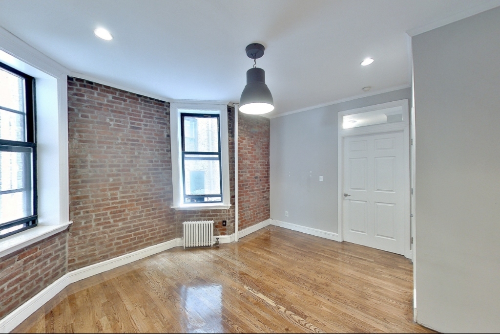 336 East 18th Street - Photo 0