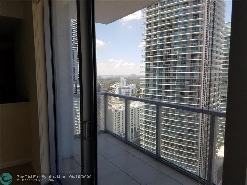 1050 Brickell Ave - Photo 9