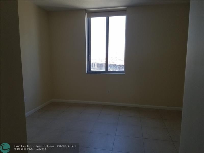 1050 Brickell Ave - Photo 14