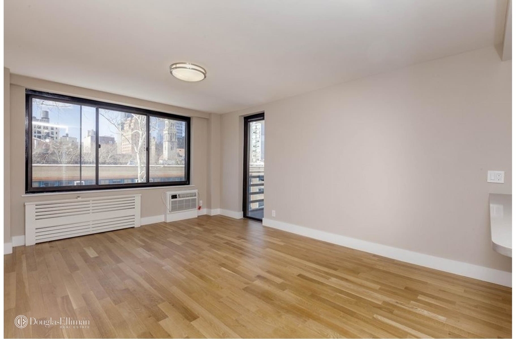 792 Columbus Avenue - Photo 1