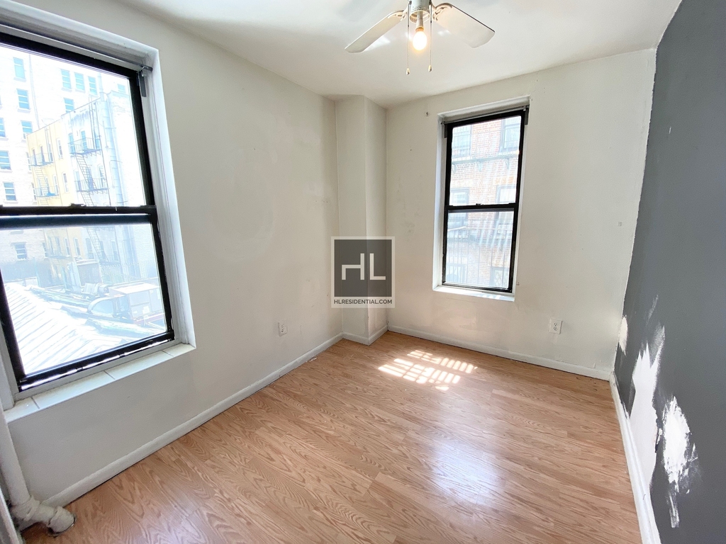 124 Mott Street - Photo 6