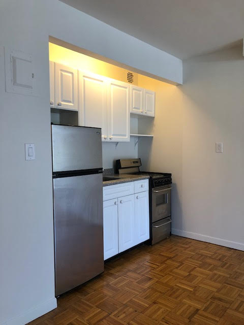 151 Lexington Avenue - Photo 3