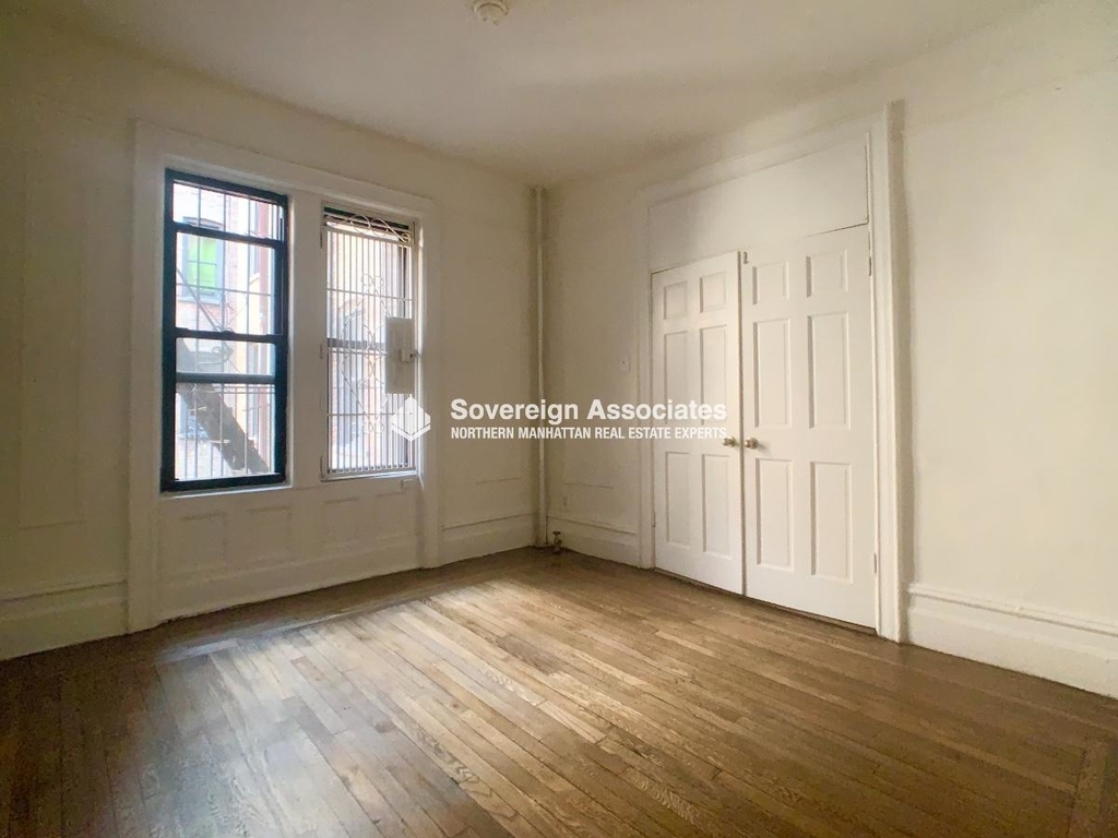 3139 Broadway - Photo 1