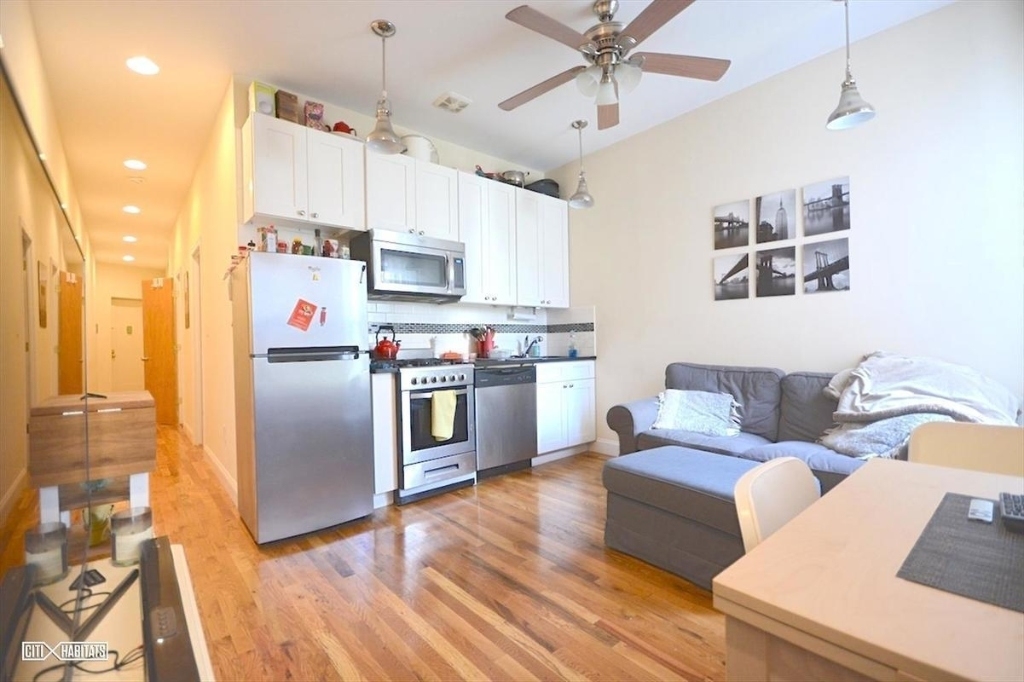 541 Bergen St #B2 - Photo 1