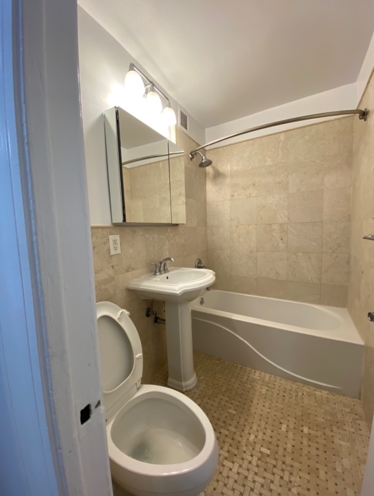 301 East 47th Street - Photo 6