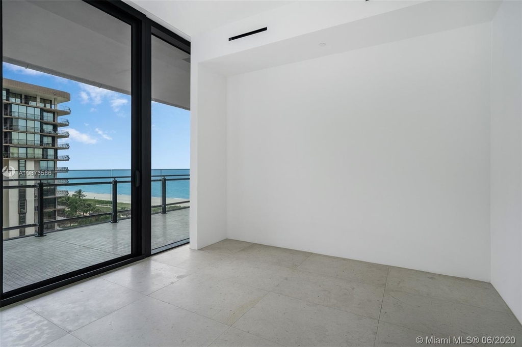 8701 Collins Ave - Photo 17