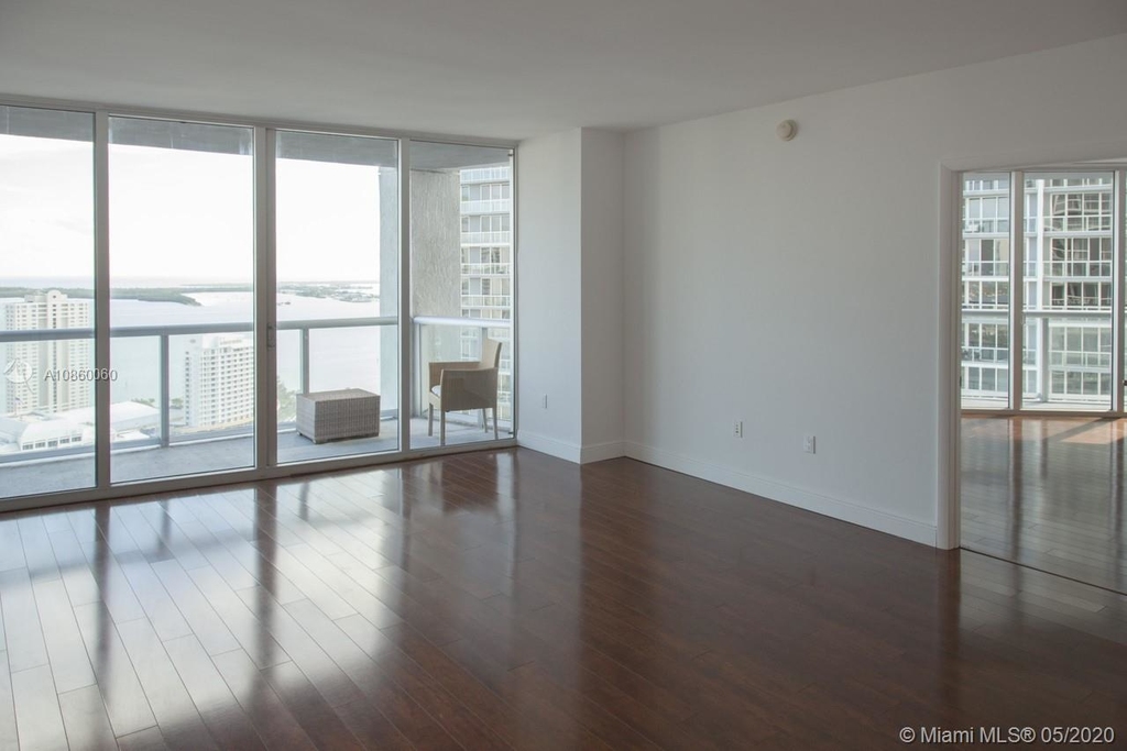 475 Brickell Ave - Photo 2