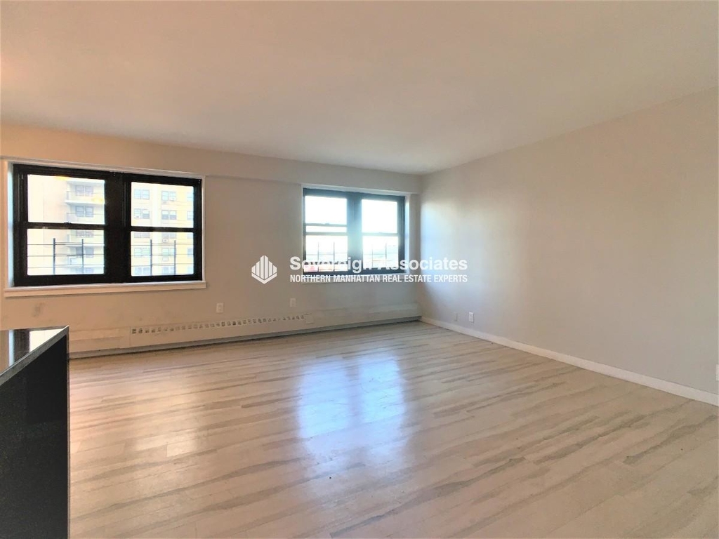 111 Wadsworth Avenue - Photo 2