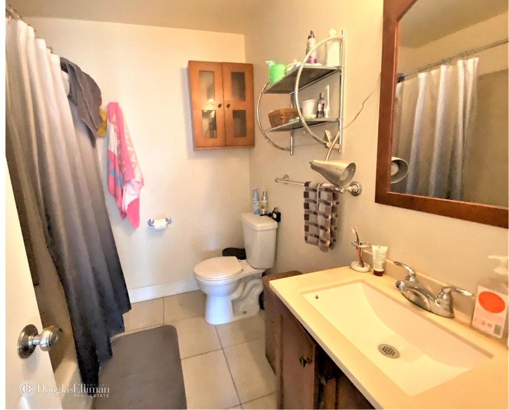 797 Lexington Avenue - Photo 7