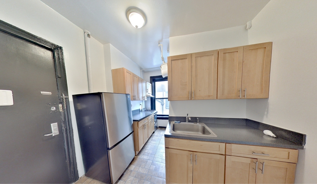 328 East 78th Street - Photo 0