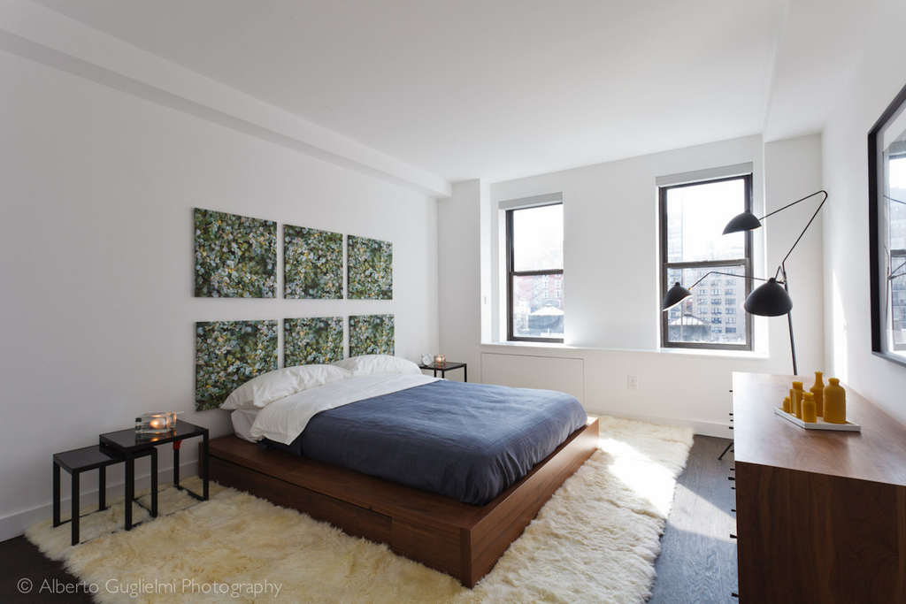 West 92 St.  - Photo 4