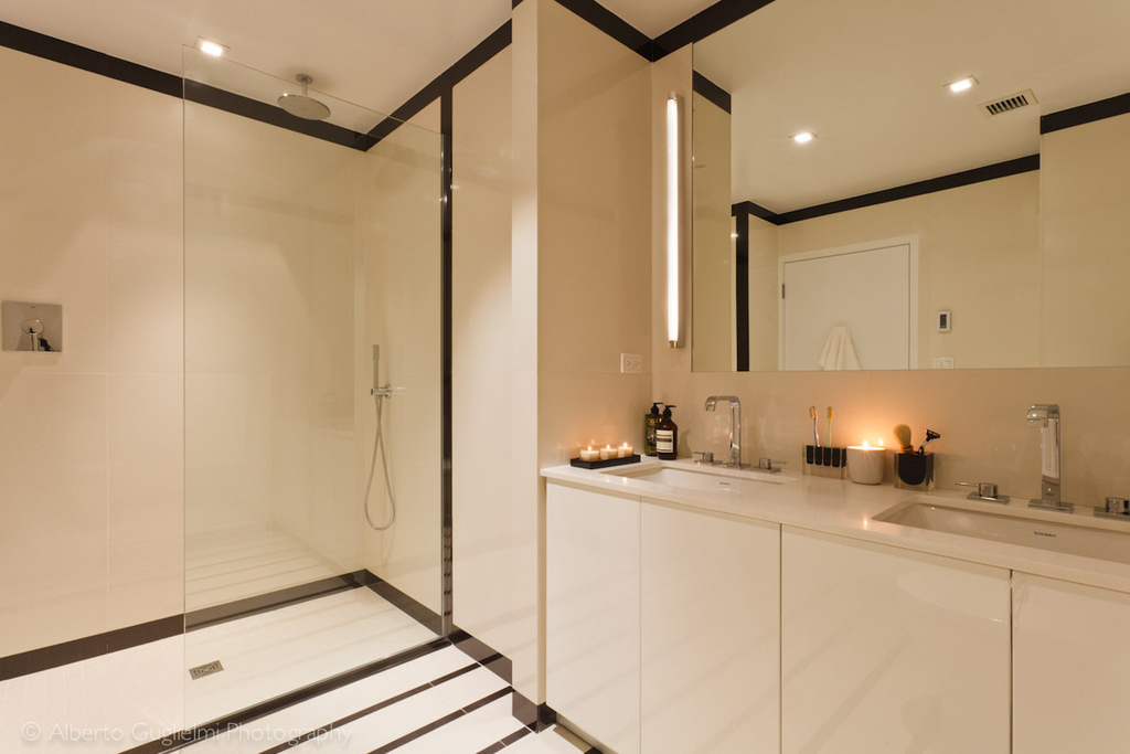West 92 St.  - Photo 7