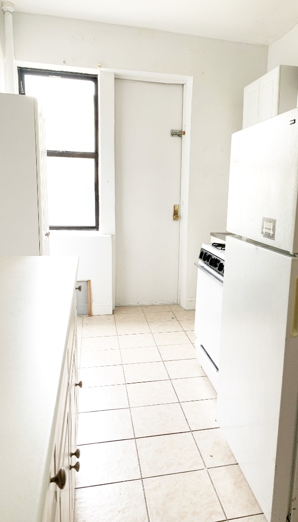 725 West 172nd Street - Photo 4