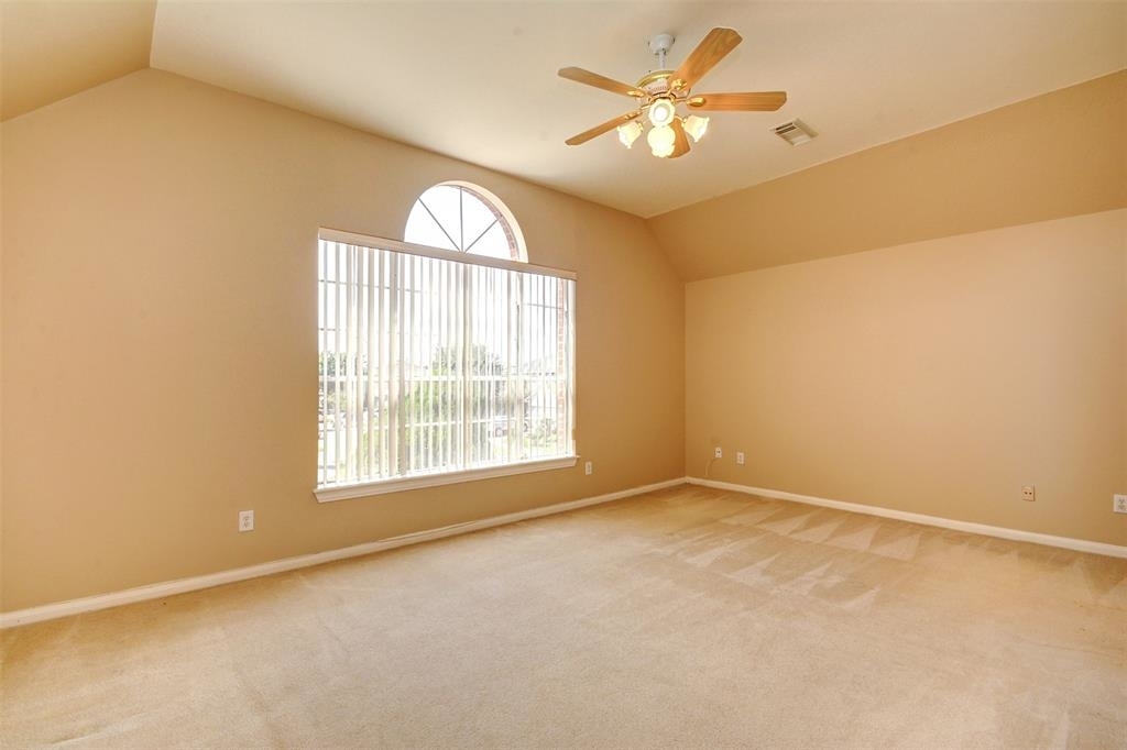 11811 Sunset Place Drive - Photo 16