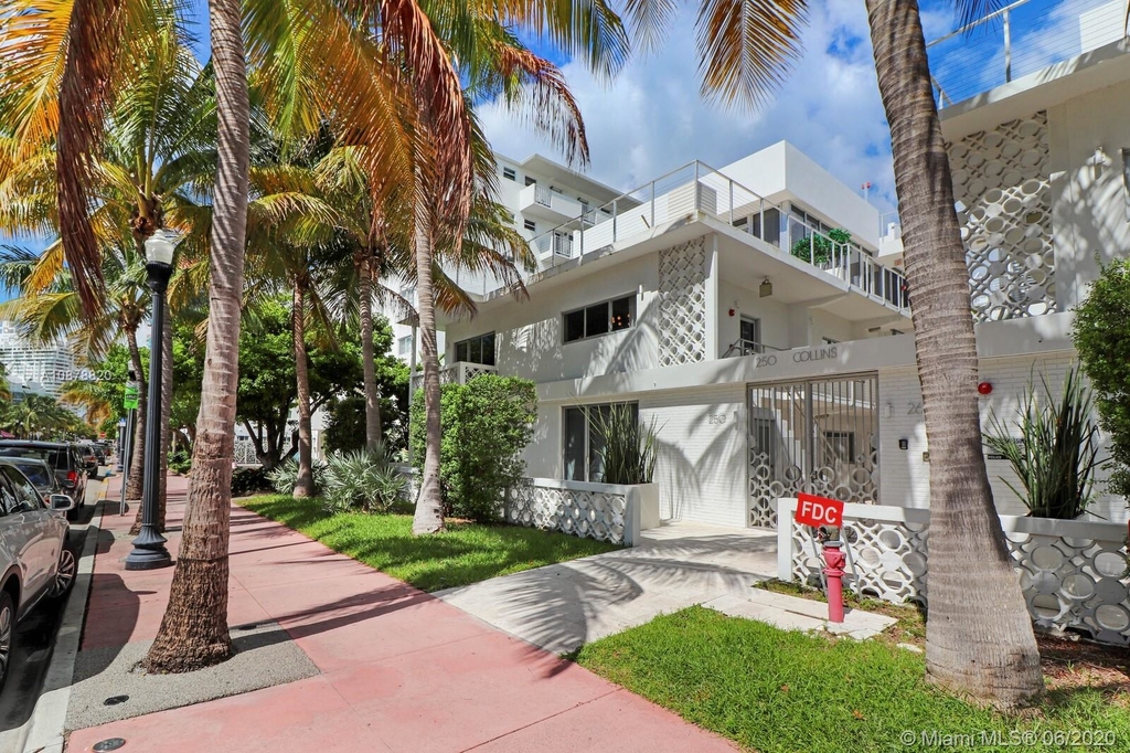 250 Collins Ave - Photo 3