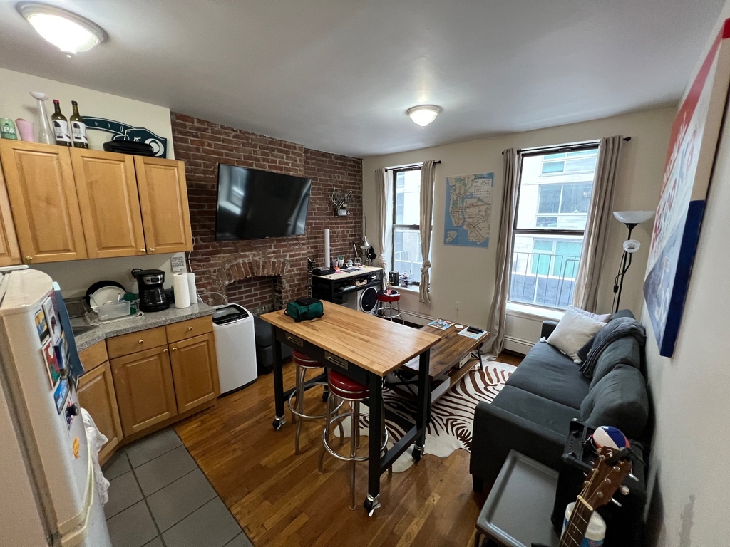 449 WEST 37 STREET - Photo 0