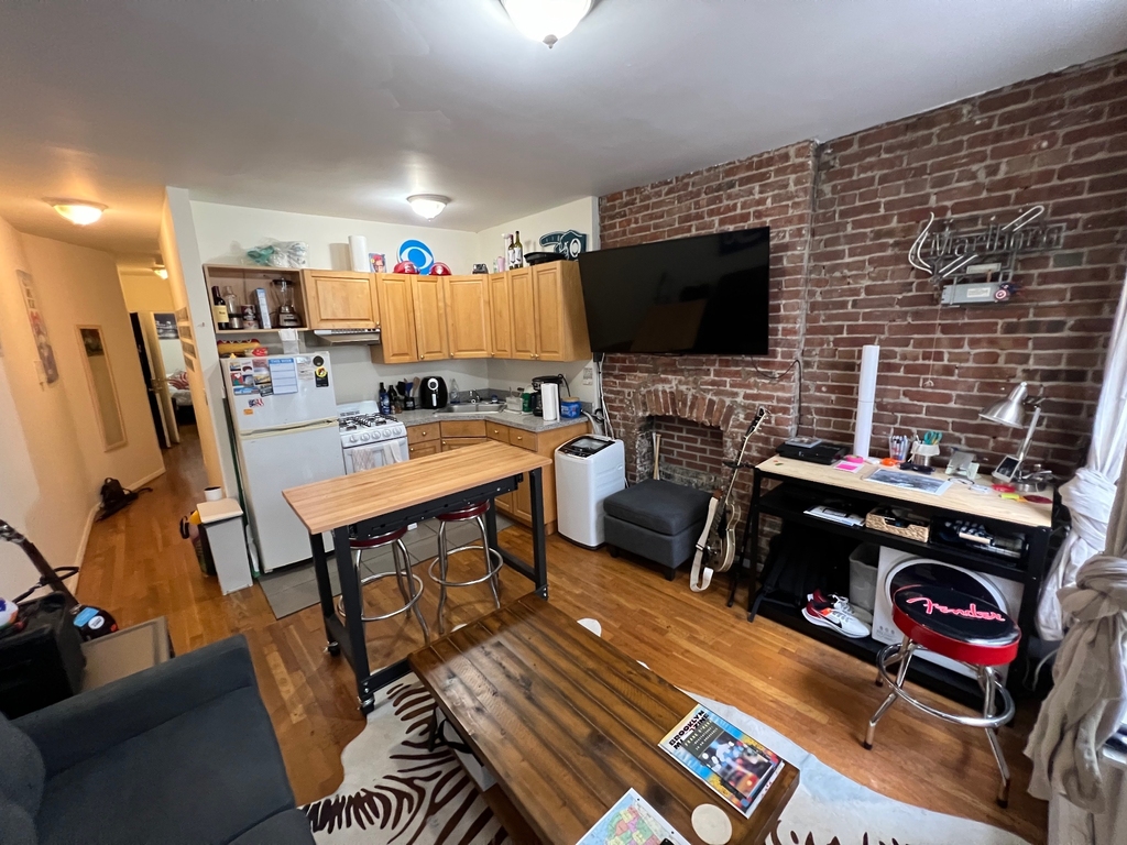 449 WEST 37 STREET - Photo 1