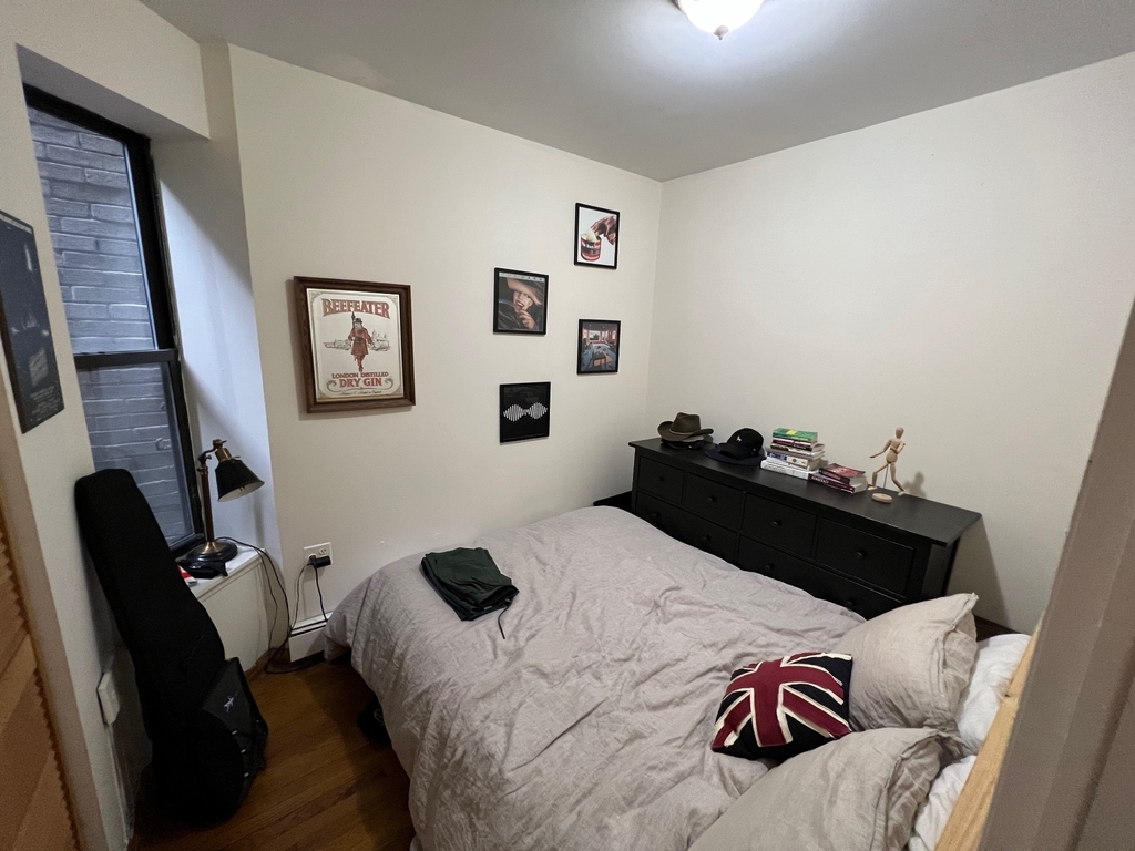 449 WEST 37 STREET - Photo 4