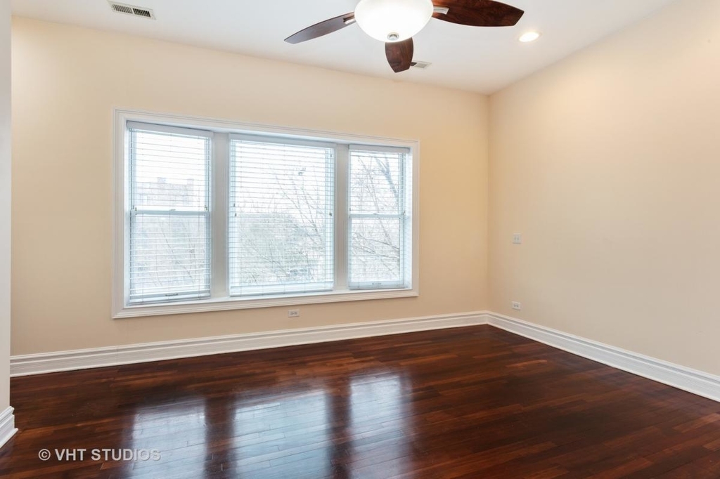 4610 South Drexel Boulevard - Photo 5