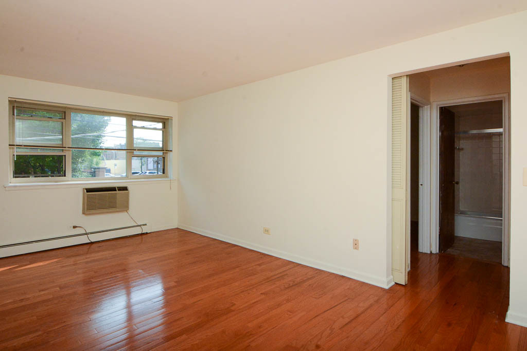 535 Briar - Photo 12