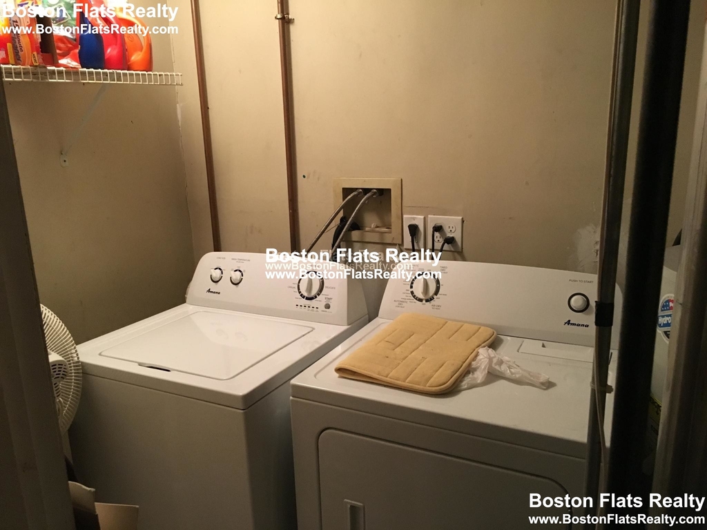 204 Northampton St. - Photo 1