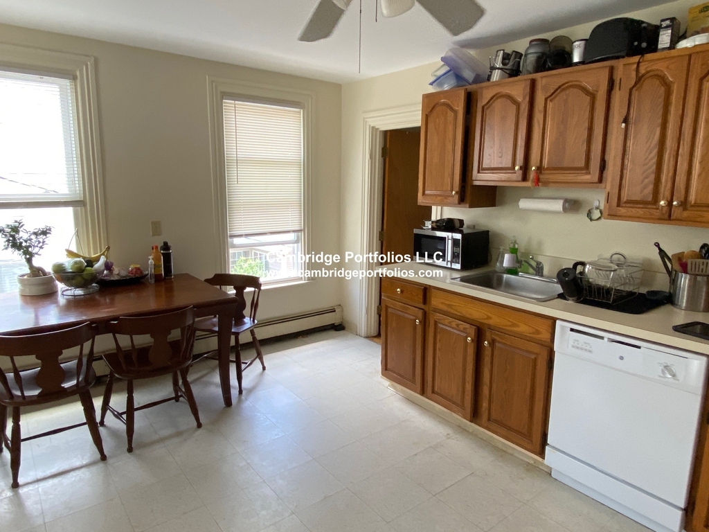 62 Prescott St. - Photo 4