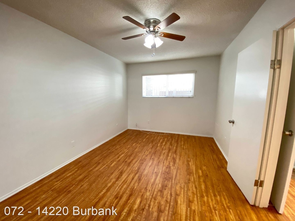 14220 Burbank Blvd. - Photo 20