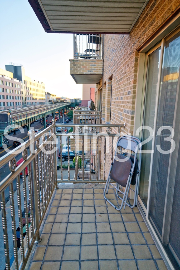31-32 31st Street - Photo 1
