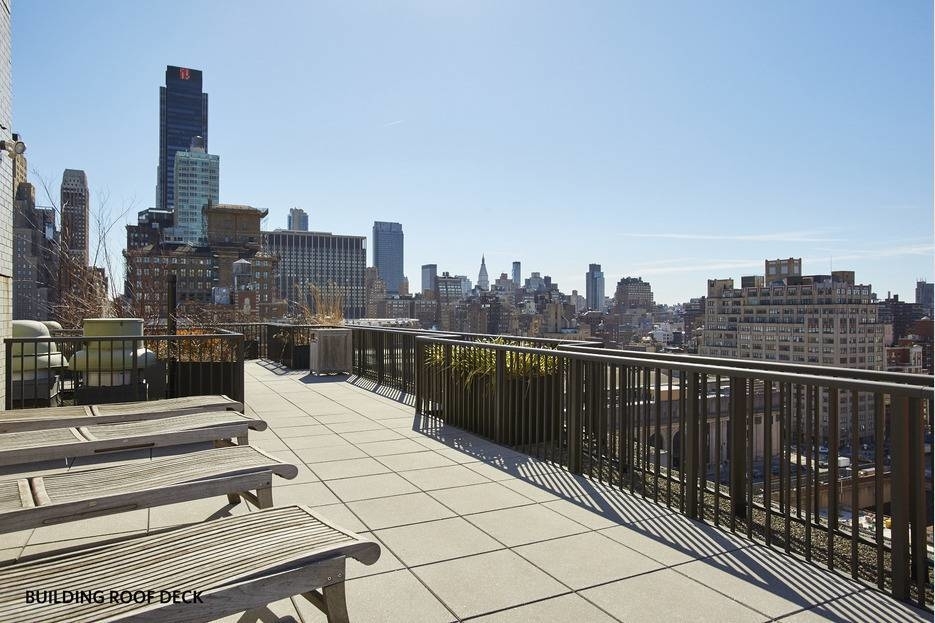 430 West 34 Street - Photo 5