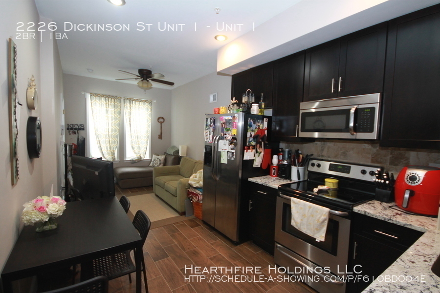 2226 Dickinson St - Photo 3