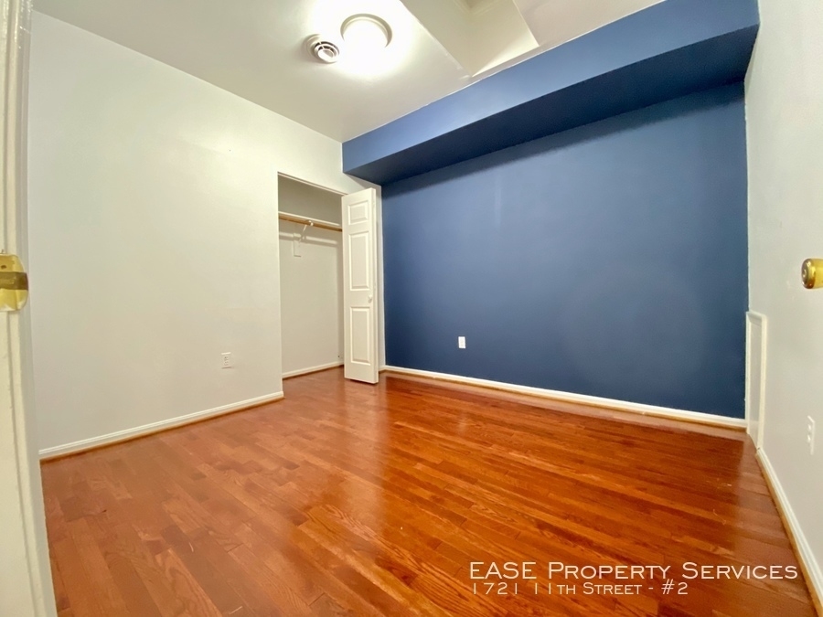 1721 11th Street - Photo 9