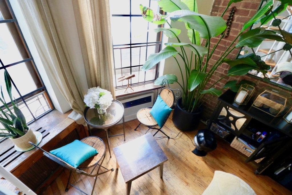 39 West 74th Street - Photo 3