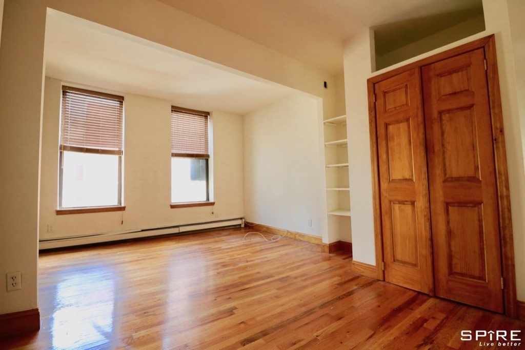 814 Amsterdam Avenue - Photo 1