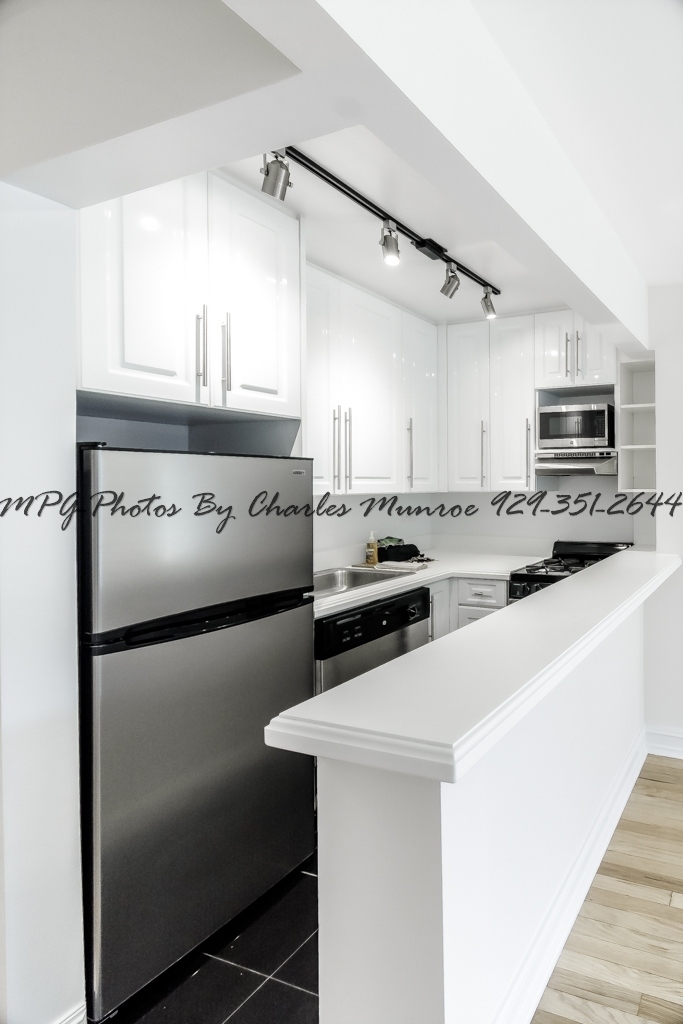 151 West 16th Street - Photo 2