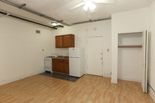 4735 Beacon - Photo 5