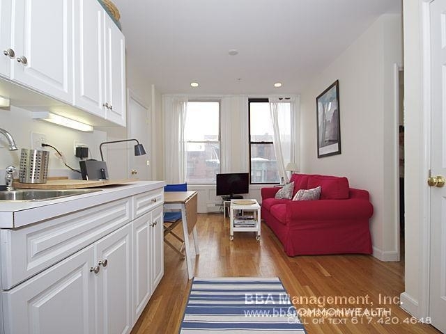 483 Beacon Street - Photo 0