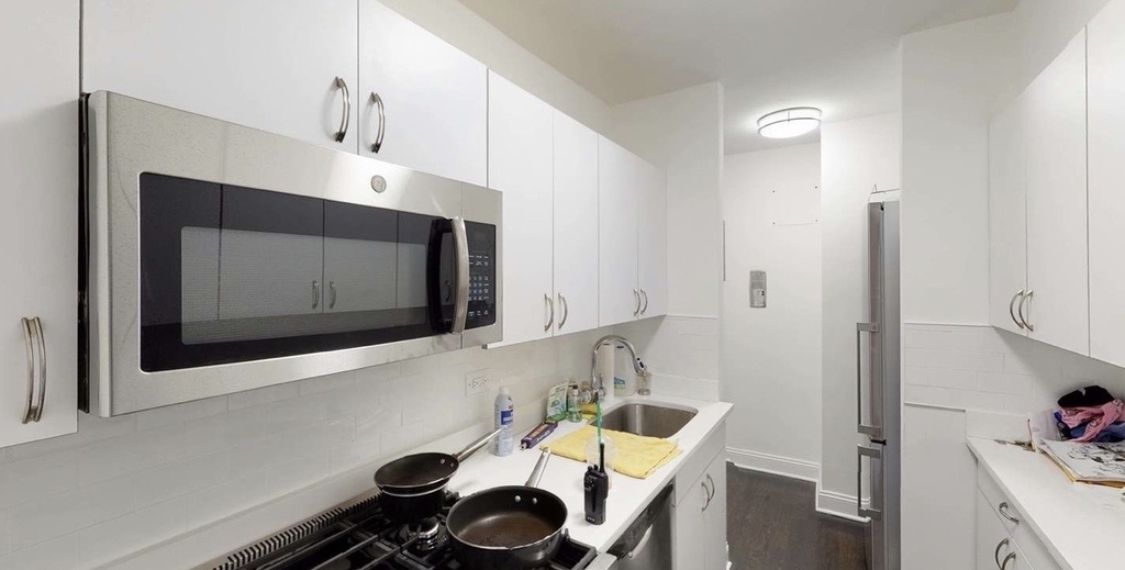 157 East 57th Street - Photo 5