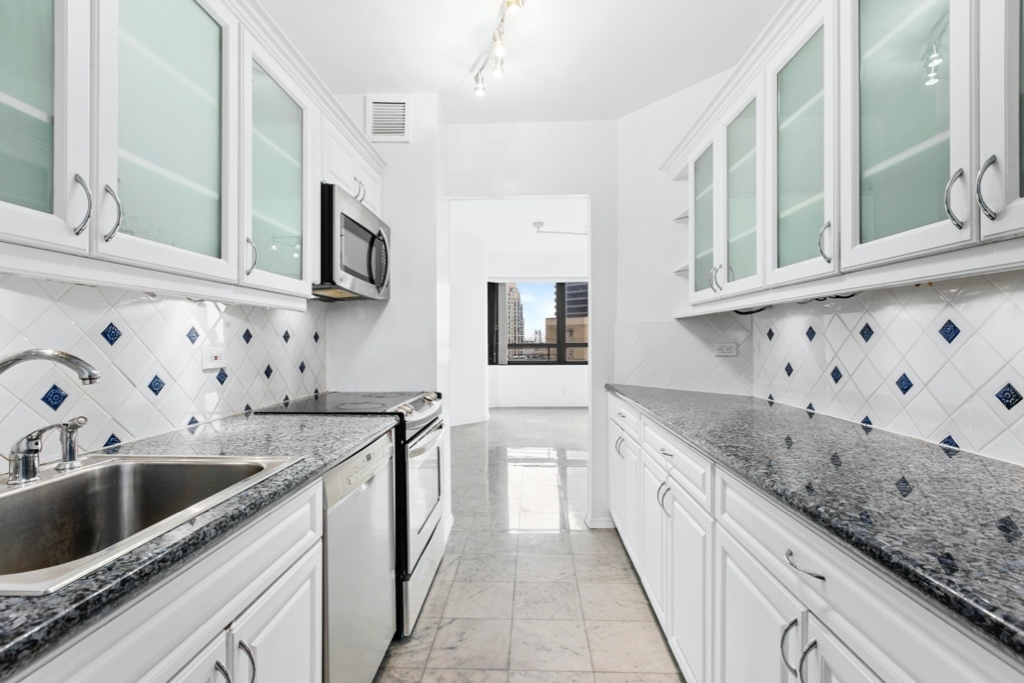 240 East 47th Street - Photo 2